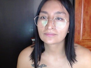 Michelle-moss nude on cam – live sex chat