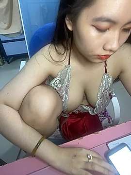 Mimi_cute naked stripping on cam for live sex video chat