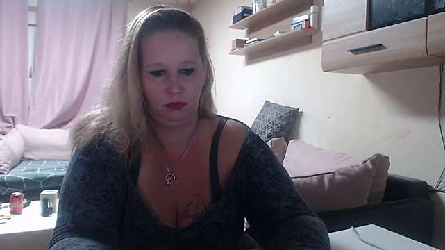 Mrs-Luder naked stripping on cam for live sex video chat