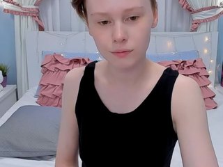 Nikki-Squirt nude on cam – live sex chat