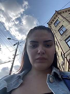 Odri_RisingStarr naked stripping on cam for live sex video chat