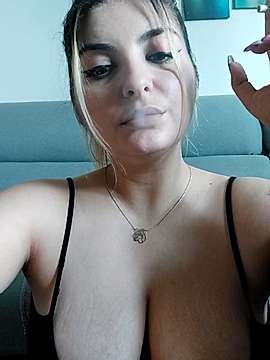 PoisonJo naked stripping on cam for live sex video chat