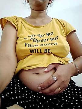 Renu_Agarwal01 naked stripping on cam for live sex video chat