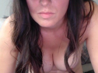Rogue nude on cam – live sex chat