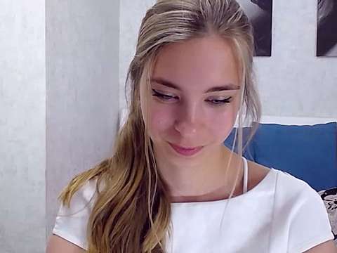 RossandaShy naked stripping on cam for live sex video chat