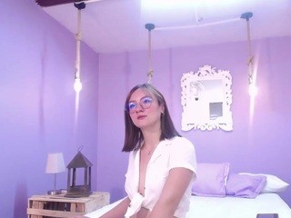 Sabrina-Russo nude on cam – live sex chat