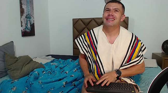 sabrina_n_nicolas naked stripping on cam for live sex video chat