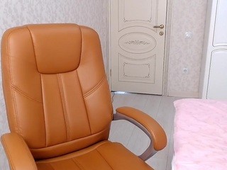 Saluki-18 nude on cam – live sex chat