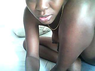 Sierebabe naked stripping on cam for live sex video chat