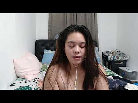 simple_sindyxx naked stripping on cam for live sex video chat