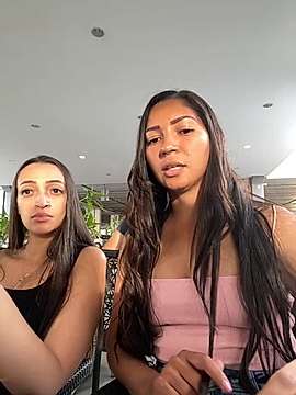 Sophiamiller_21 naked stripping on cam for live sex video chat
