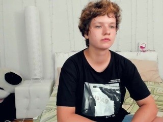 Sunny-LeoneS nude on cam – live sex chat