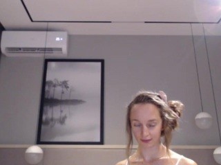 Sunny-smile nude on cam – live sex chat