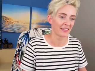 Umaray nude on cam – live sex chat