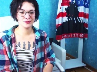 VickieWolfe nude on cam – live sex chat