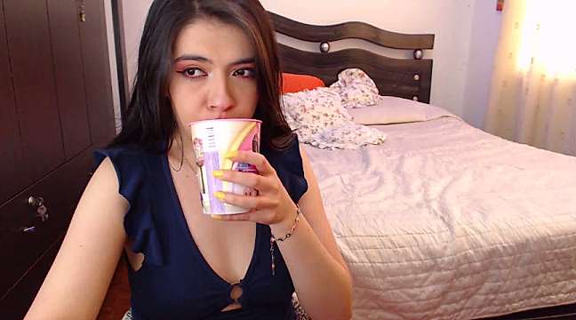 violettaandtomas7 naked stripping on cam for live sex video chat