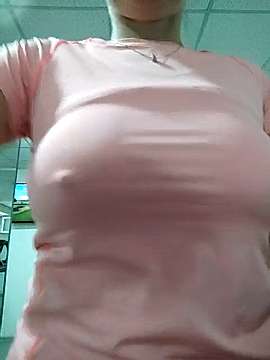 1S1R1 naked stripping on cam for live sex video chat