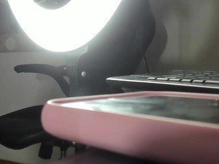 Alice-milleer nude on cam – live sex chat
