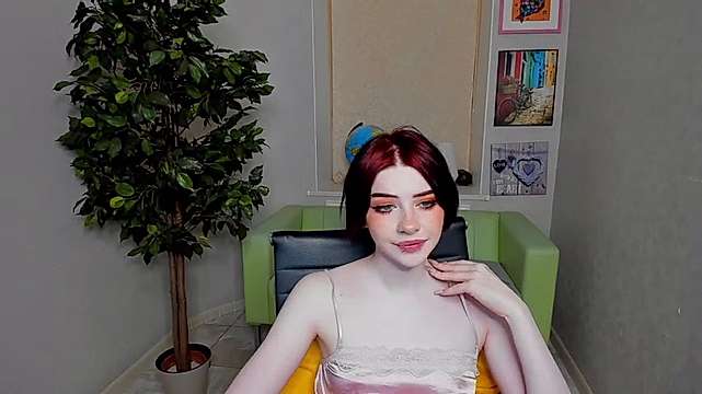 alyson_flame naked stripping on cam for live sex video chat