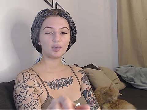 AlyssaFabulius naked stripping on cam for live sex video chat