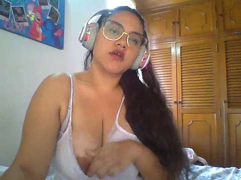 AmySquirt naked stripping on cam for live sex video chat