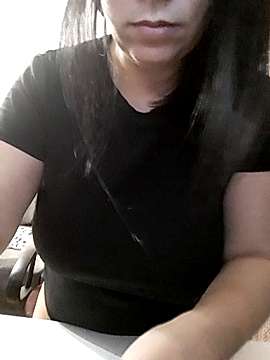 AnnySaint naked stripping on cam for live sex video chat