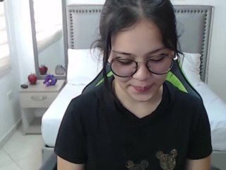 Aria-m nude on cam – live sex chat