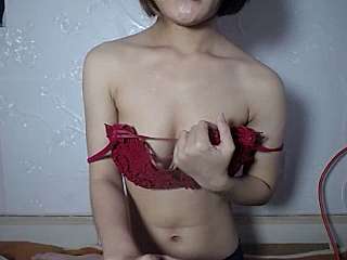Arissa_Chi naked stripping on cam for live sex video chat