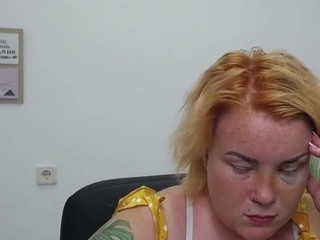 AvroraDollyy nude on cam – live sex chat