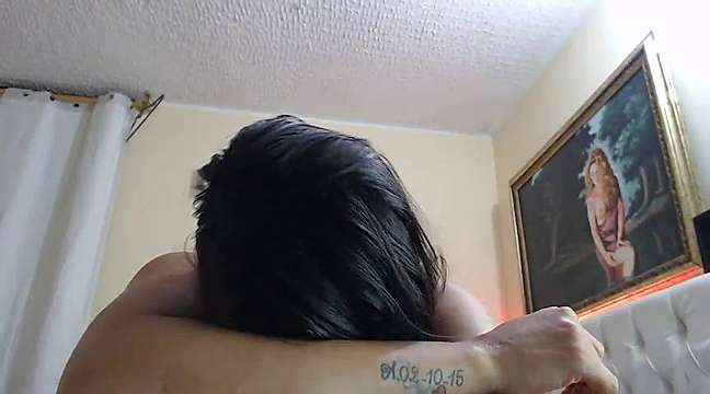 briyithh2 naked stripping on cam for live sex video chat