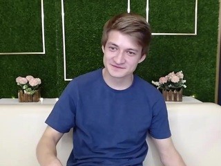 BruceDure nude on cam – live sex chat