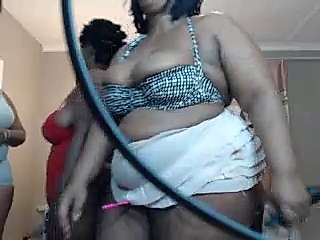 BunchOfPussy naked stripping on cam for live sex video chat