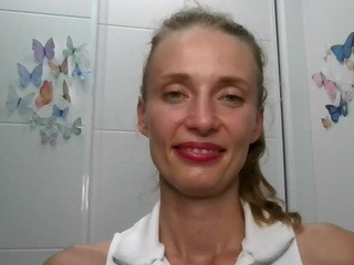 CelestePretty nude on cam – live sex chat