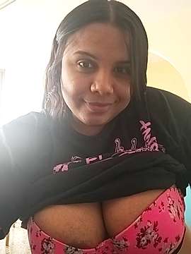 Chandra_Hara naked stripping on cam for live sex video chat