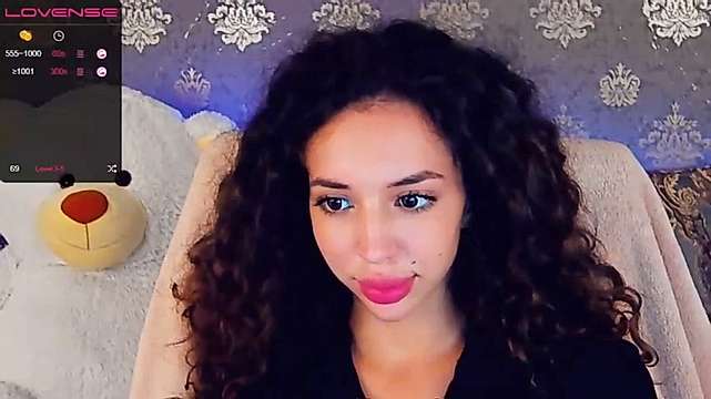 CurlyGirl__ naked stripping on cam for live sex video chat