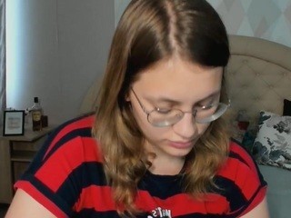 CuteMonica nude on cam – live sex chat
