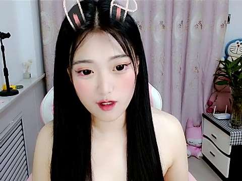 DanaVele naked stripping on cam for live sex video chat
