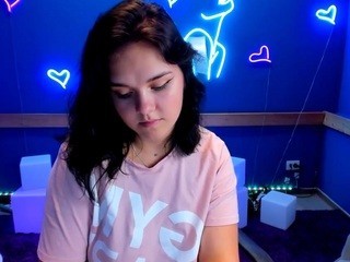 DaniellaPierce nude on cam – live sex chat