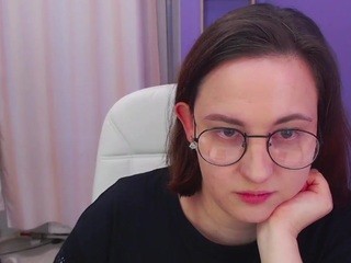 Darlene nude on cam – live sex chat