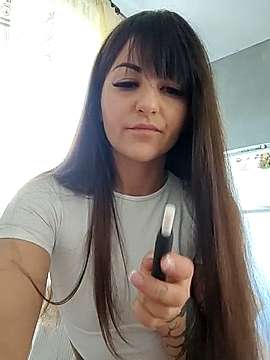 Diamond_Aria naked stripping on cam for live sex video chat