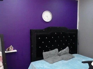 Elizabetth-1 nude on cam – live sex chat