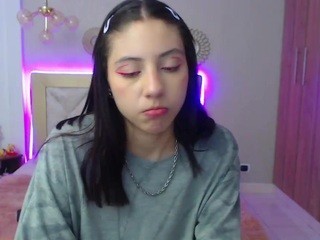 Emily-sun nude on cam – live sex chat