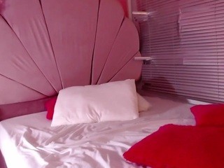 Emma-s3xy nude on cam – live sex chat