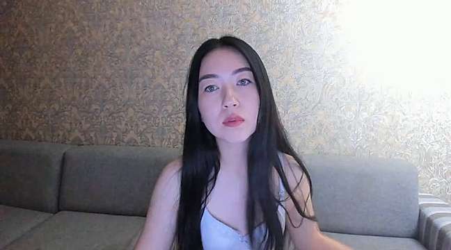 Eva_Vivivan naked stripping on cam for live sex video chat