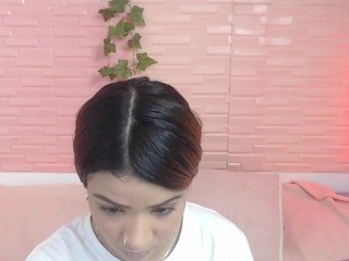 ?, V A N N Y ? nude on cam – live sex chat