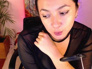 ?, LESLY ? nude on cam – live sex chat