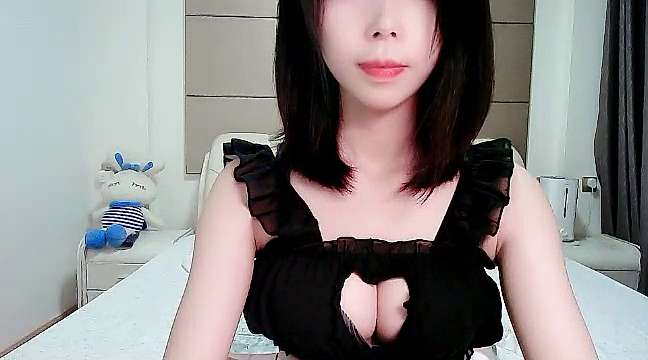 flowers993 naked stripping on cam for live sex video chat