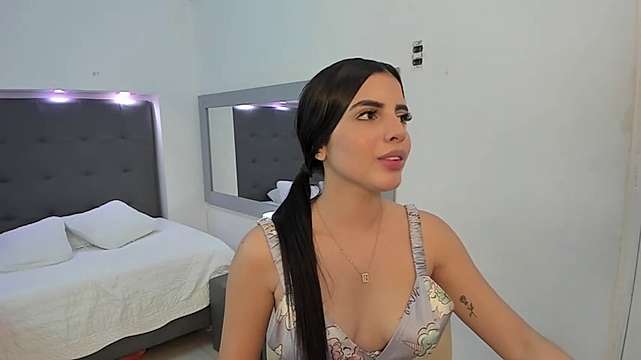 Gaelyy naked stripping on cam for live sex video chat
