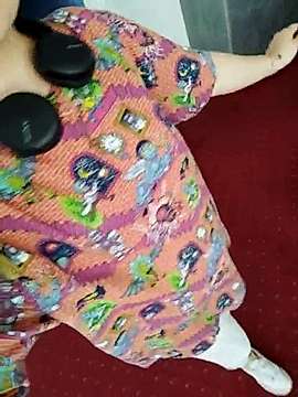GiuliaBeatrixx naked stripping on cam for live sex video chat