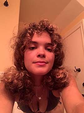 gn0m3gir1 naked stripping on cam for live sex video chat